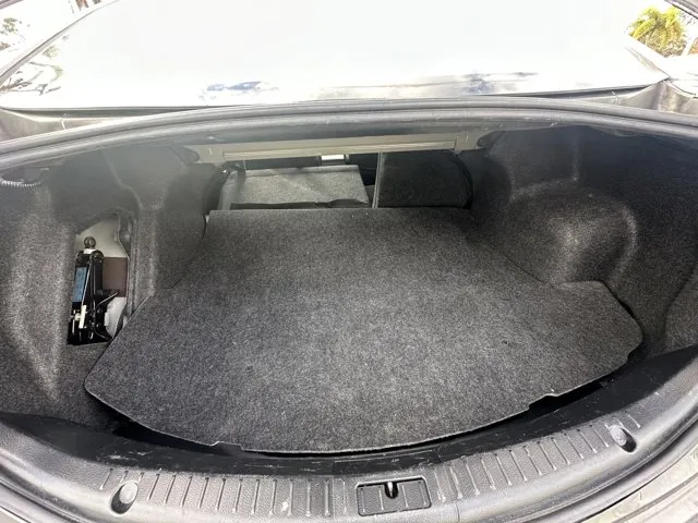 2010 Mazda Mazda3 - JM1BL1SF9A1333560 - Image #7